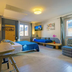 https://hotel-de-la-placette-barcelonnette.fr-provencehotel.com